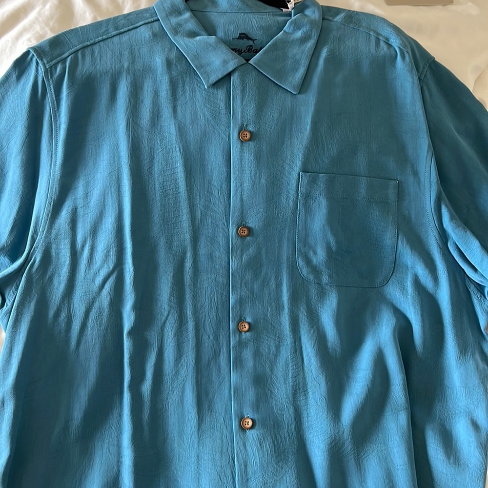 Tommy Bahama Button Up
